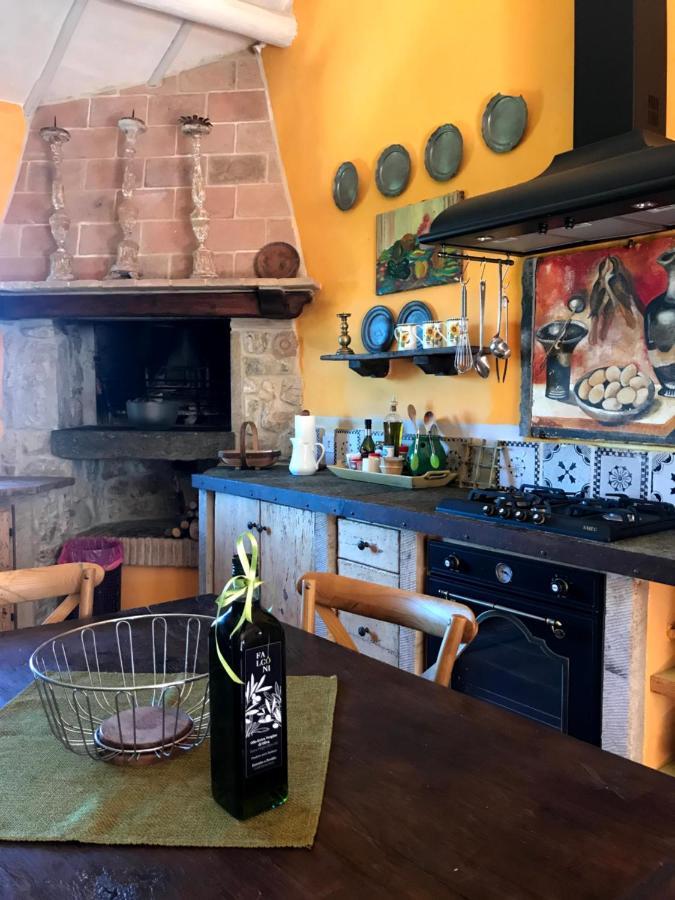 Готель Il Borgo Di Olive Sismano Екстер'єр фото