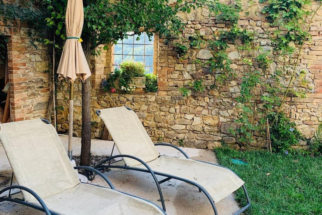 Готель Il Borgo Di Olive Sismano Екстер'єр фото